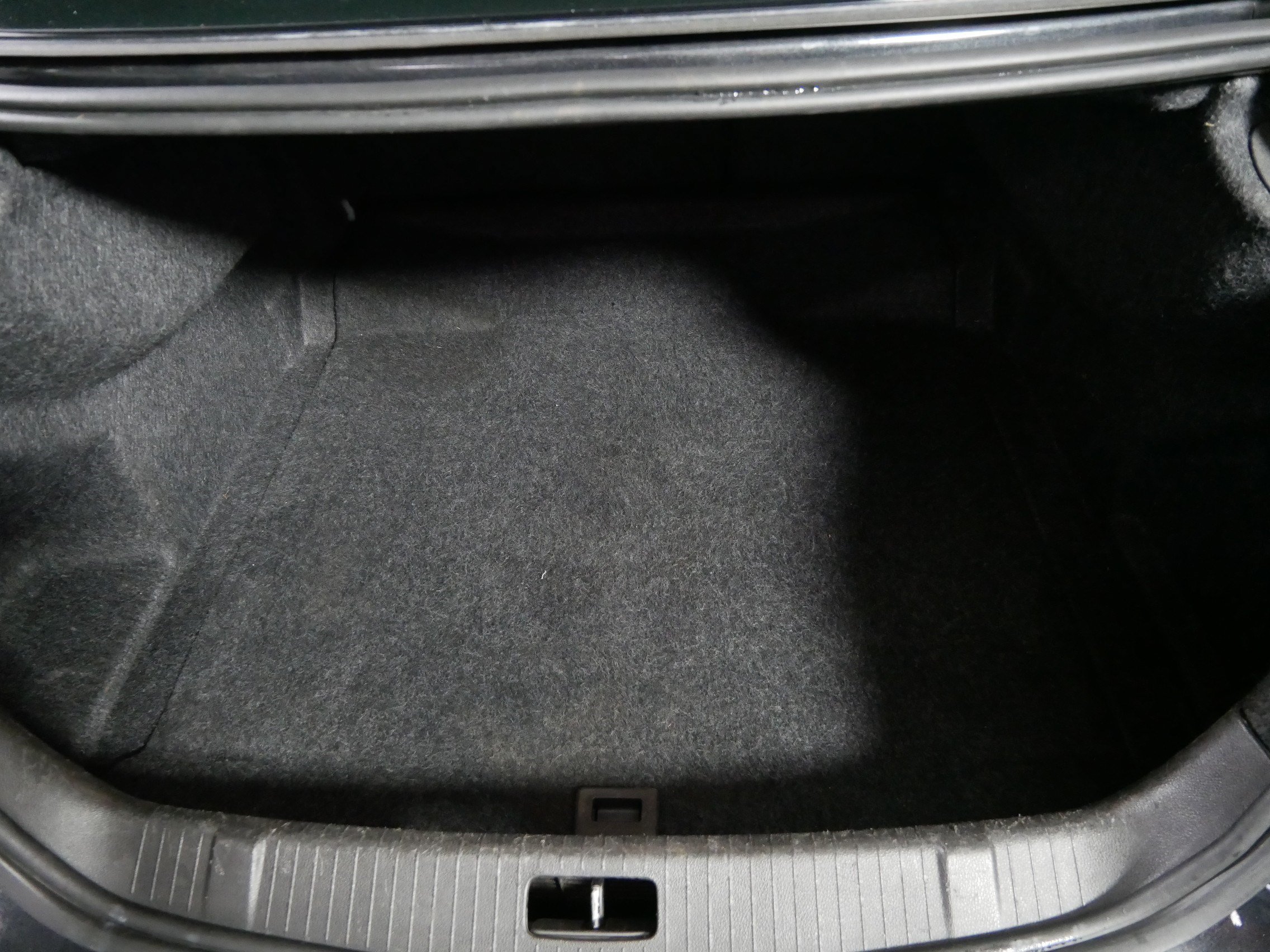 Used 2014 Buick LaCrosse Leather FWD image 18