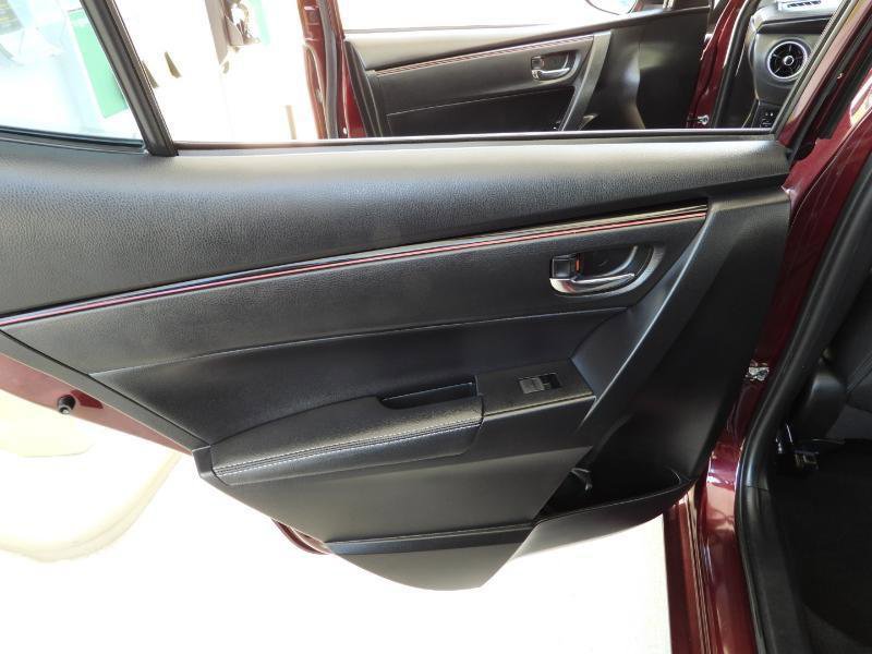 Used 2017 Toyota Corolla SE 50th Anniversary FWD image 37