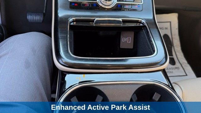 Used 2021 Lincoln Nautilus Reserve AWD/4WD image 16