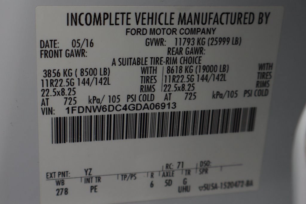 Used 2016 Ford F650 2WD Crew Cab Super Duty image 59