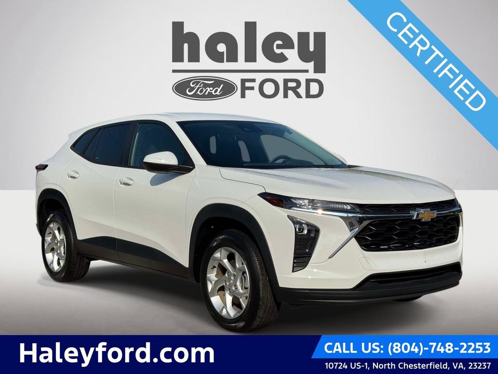 Used 2024 Chevrolet Trax LS w/ LS Convenience Package FWD image 1