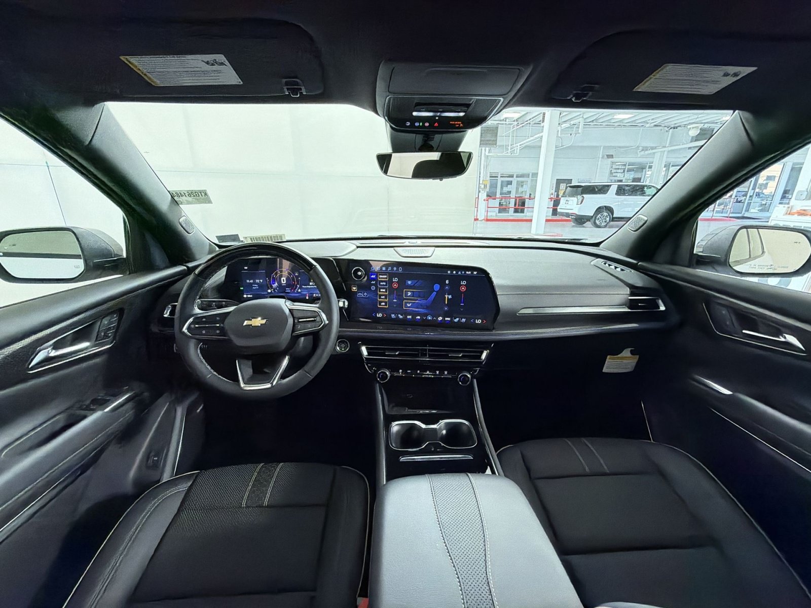 New 2026 Chevrolet Traverse High Country FWD image 23