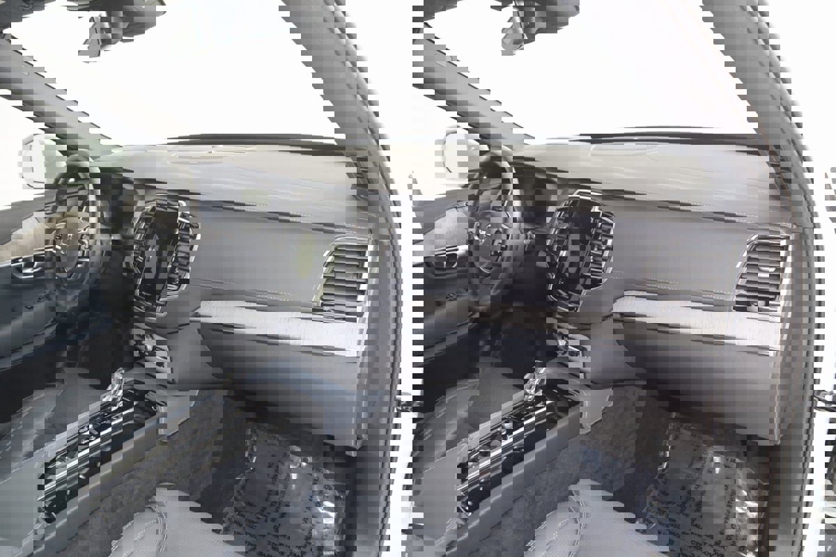 Used 2024 Volvo XC90 T8 Ultimate w/ Protection Package Premier image 42