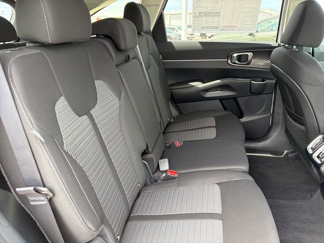 New 2026 Kia Sorento LX FWD image 22