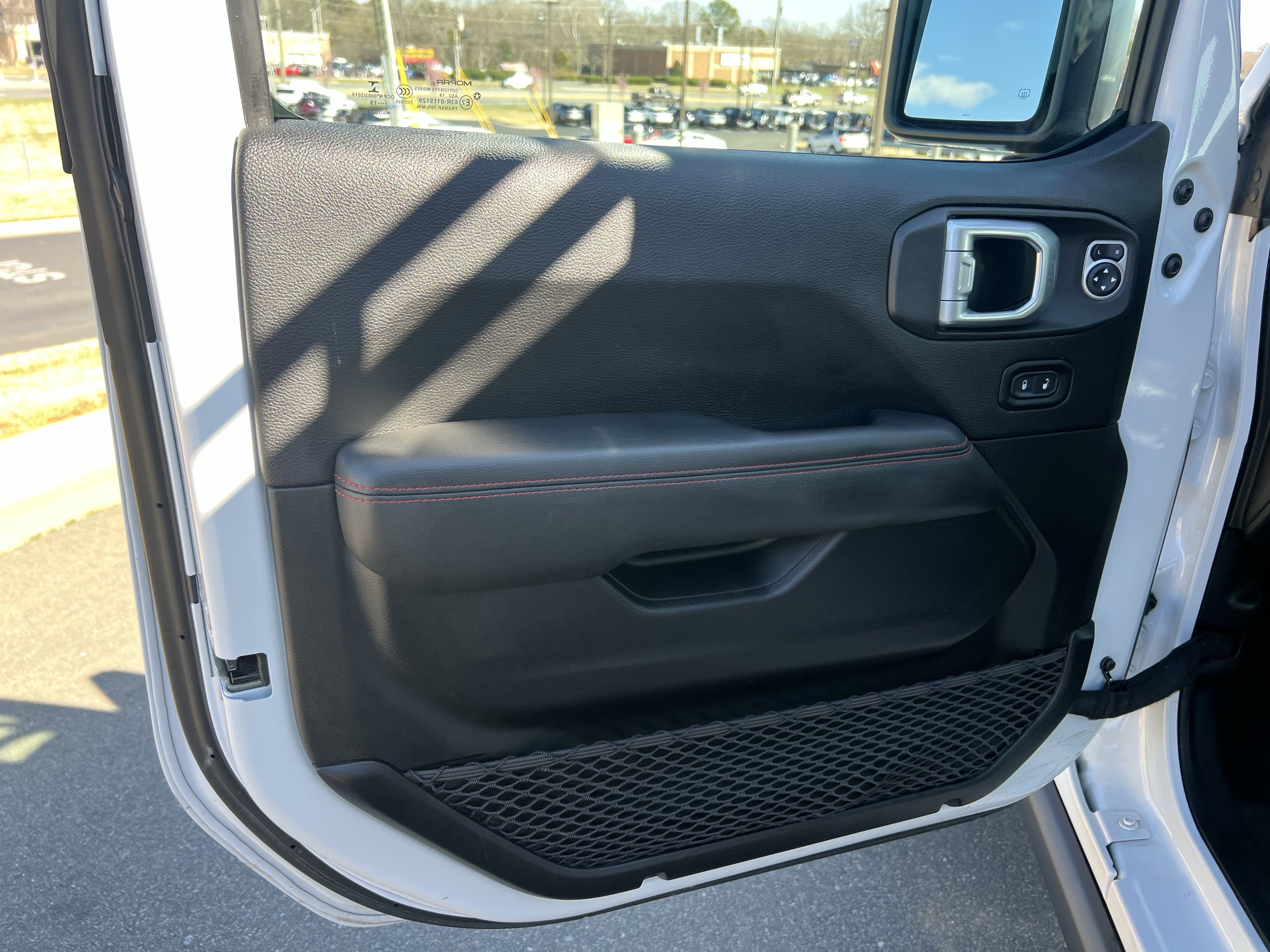 Used 2019 Jeep Wrangler Unlimited Rubicon image 15