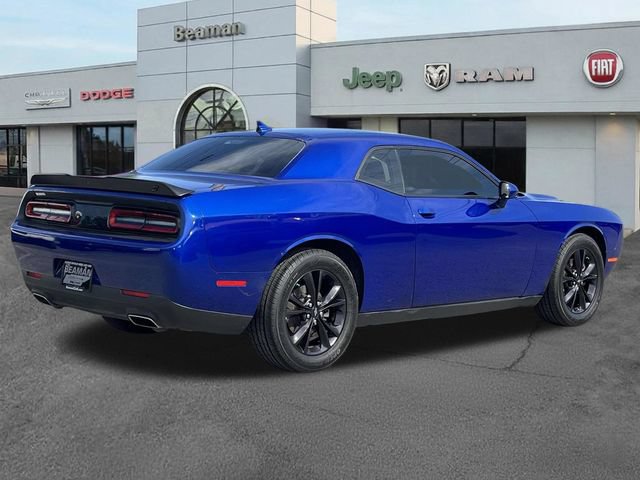 Used 2022 Dodge Challenger SXT w/ Blacktop Package AWD/4WD image 7