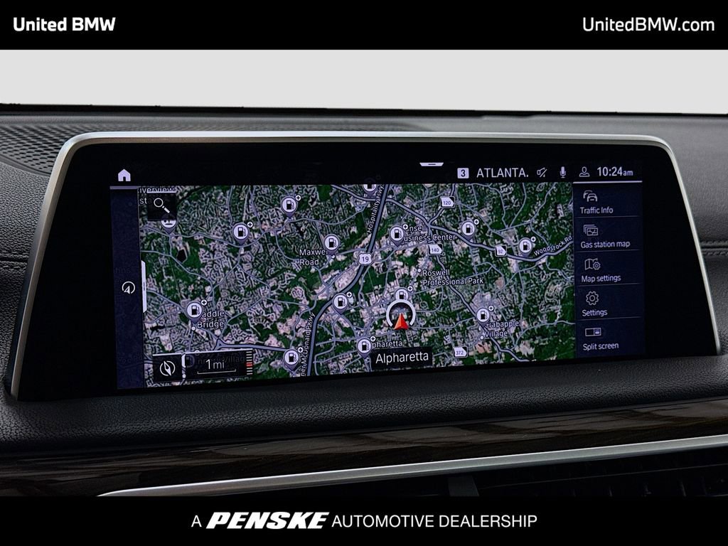 Used 2022 BMW 740i xDrive w/ Premium Package image 10