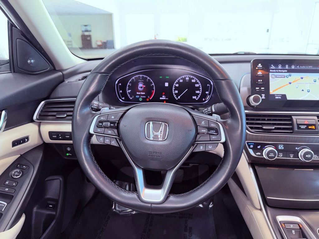 Used 2020 Honda Accord Touring image 19