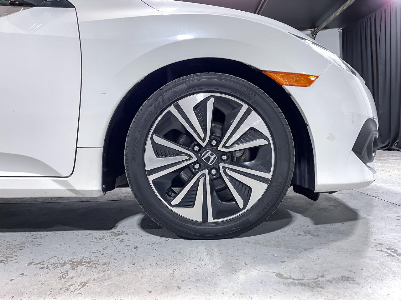 Used 2016 Honda Civic EX-T image 10