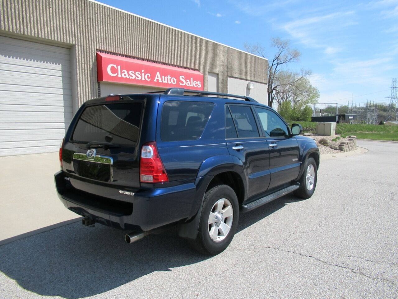 Used 2006 Toyota 4Runner SR5 AWD/4WD image 6