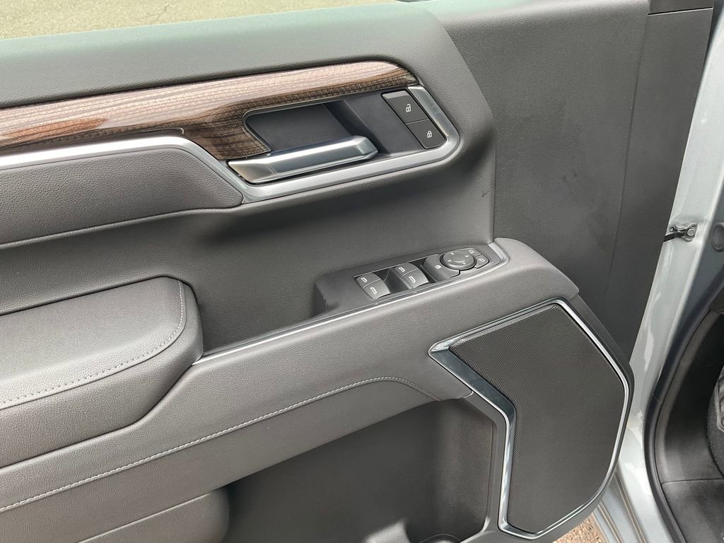 New 2025 Chevrolet Silverado 1500 LT w/ Z71 Off-Road Package image 16