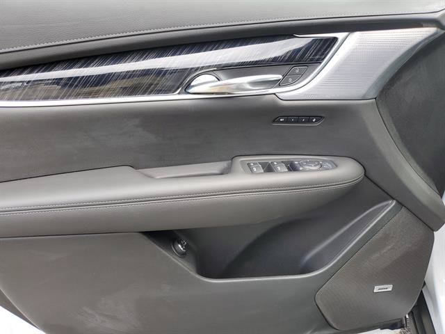 Certified 2025 Cadillac XT6 Premium Luxury FWD image 47