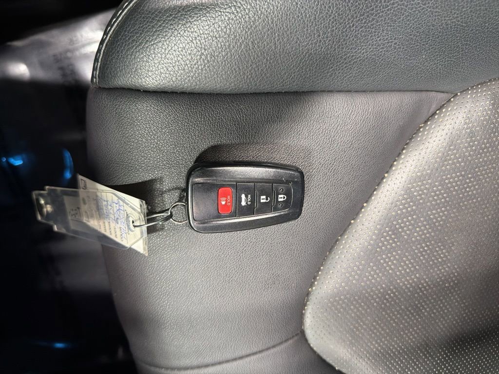 Used 2023 Toyota Camry XSE image 27