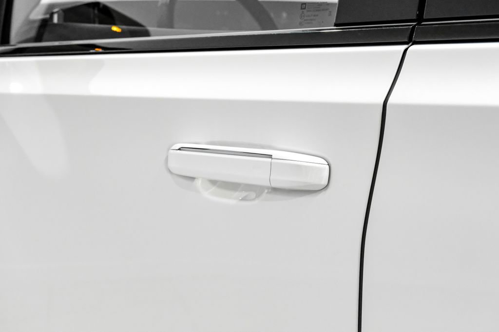 Used 2025 Cadillac Escalade Sport Platinum w/ LPO, Floor Liner Package image 41