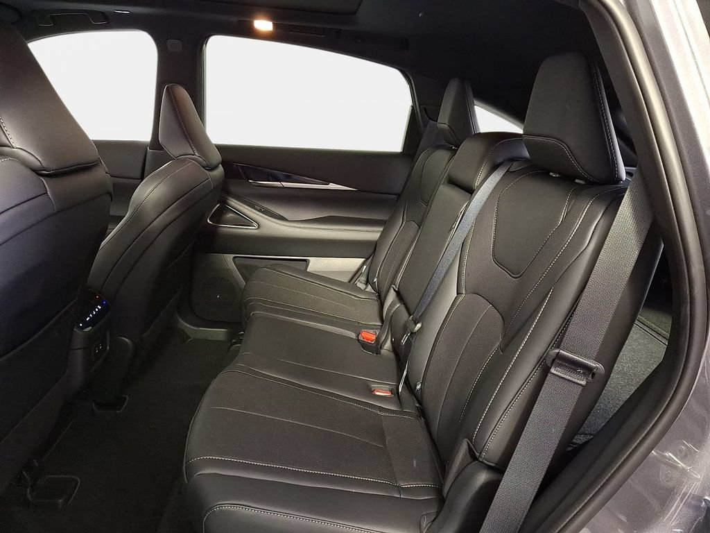New 2027 INFINITI QX65 Sport AWD/4WD image 9