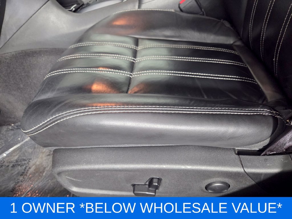Used 2023 Chrysler 300 S RWD image 10