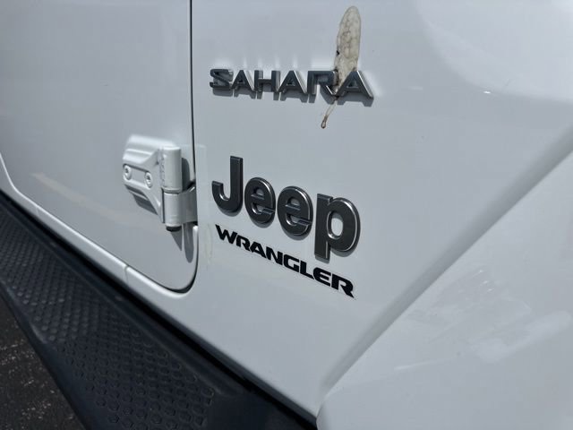 Used 2023 Jeep Wrangler Unlimited Sahara w/ Cold Weather Group AWD/4WD image 5