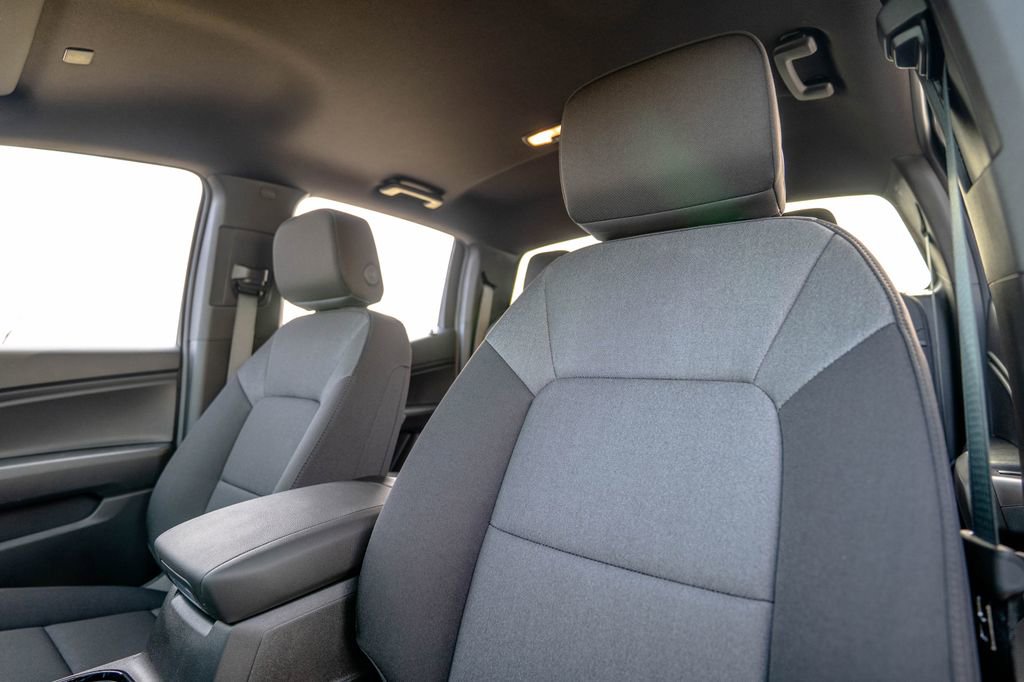 New 2026 Chevrolet Colorado Trail Boss AWD/4WD image 6