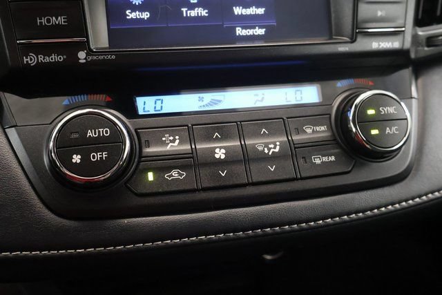 Used 2018 Toyota RAV4 XLE AWD/4WD image 19