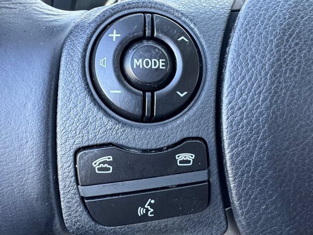 Used 2015 Lexus IS 250 w/ Navigation System Package RWD image 7