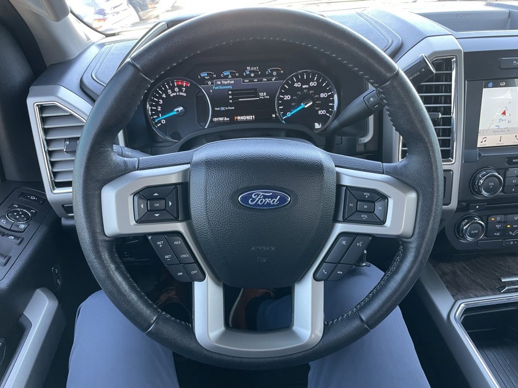 Used 2017 Ford F250 Lariat w/ Chrome Package image 24
