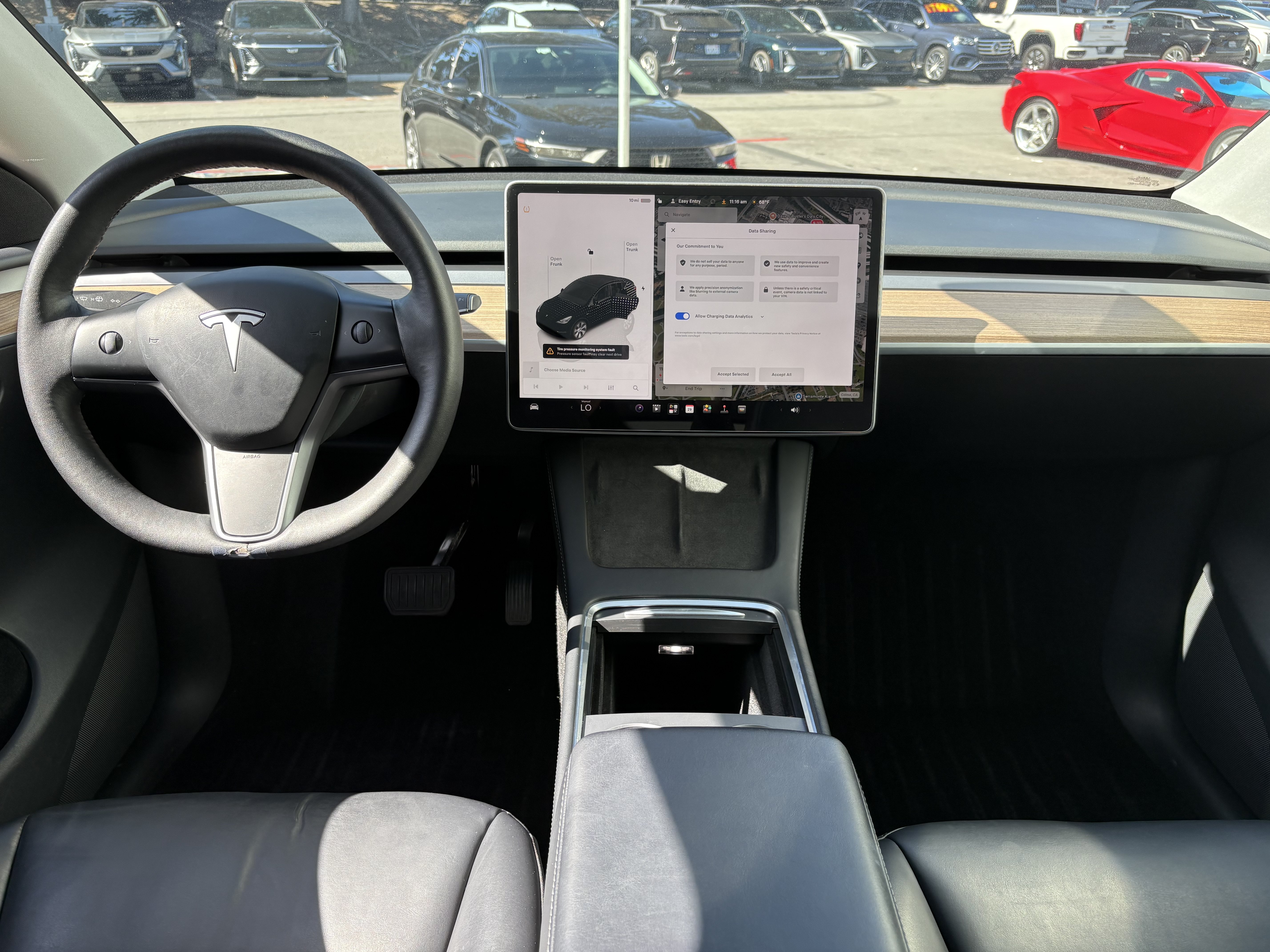 Used 2024 Tesla Model Y Long Range AWD/4WD image 20