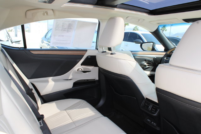 Certified 2023 Lexus ES 350 w/ Accessory Package (Z1) FWD image 7