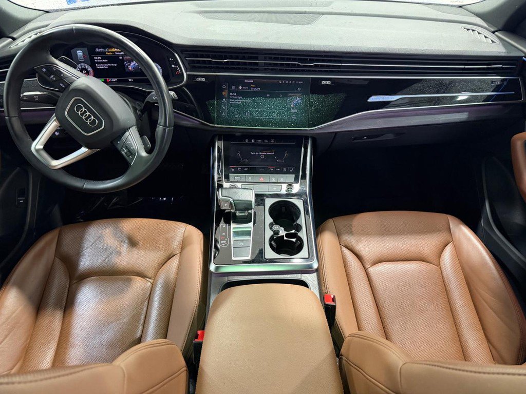 Used 2022 Audi Q8 Premium Plus w/ Premium Plus Package AWD/4WD image 11