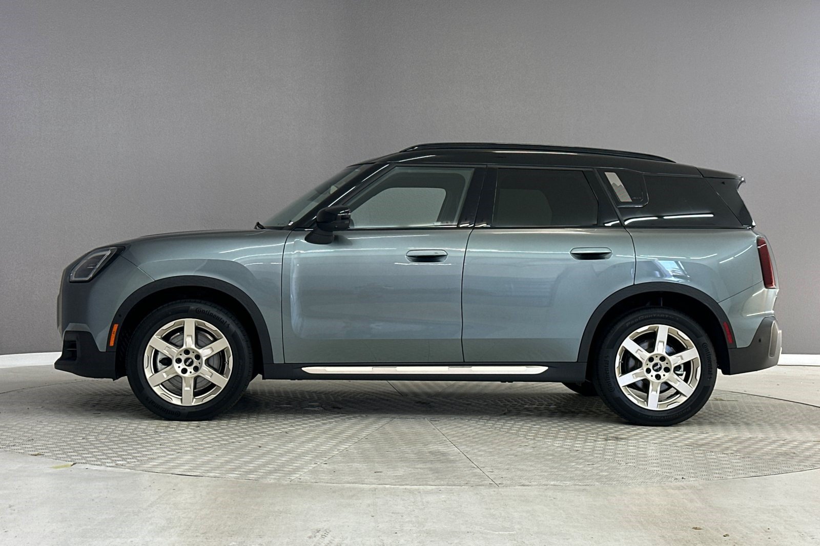 Used 2025 MINI Cooper Countryman S AWD/4WD image 2
