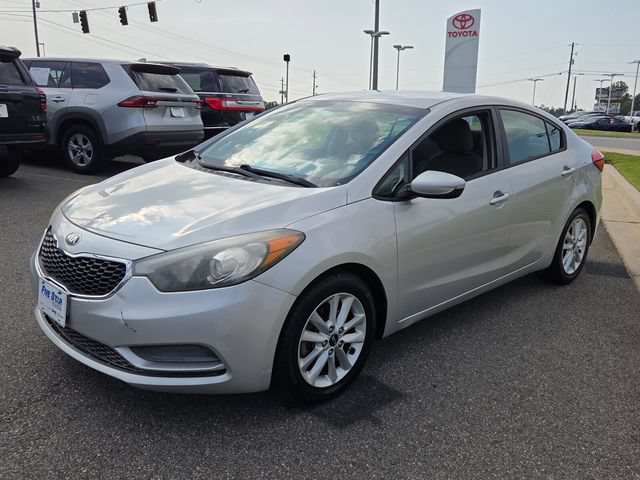Used 2015 Kia Forte LX FWD image 3
