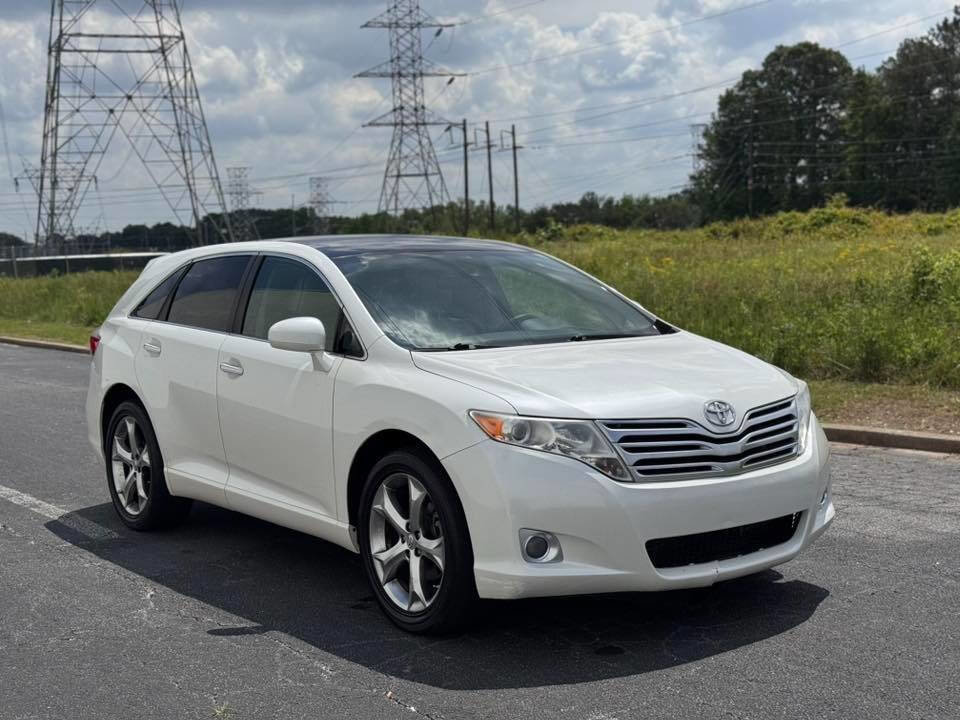 Used 2011 Toyota Venza image 2
