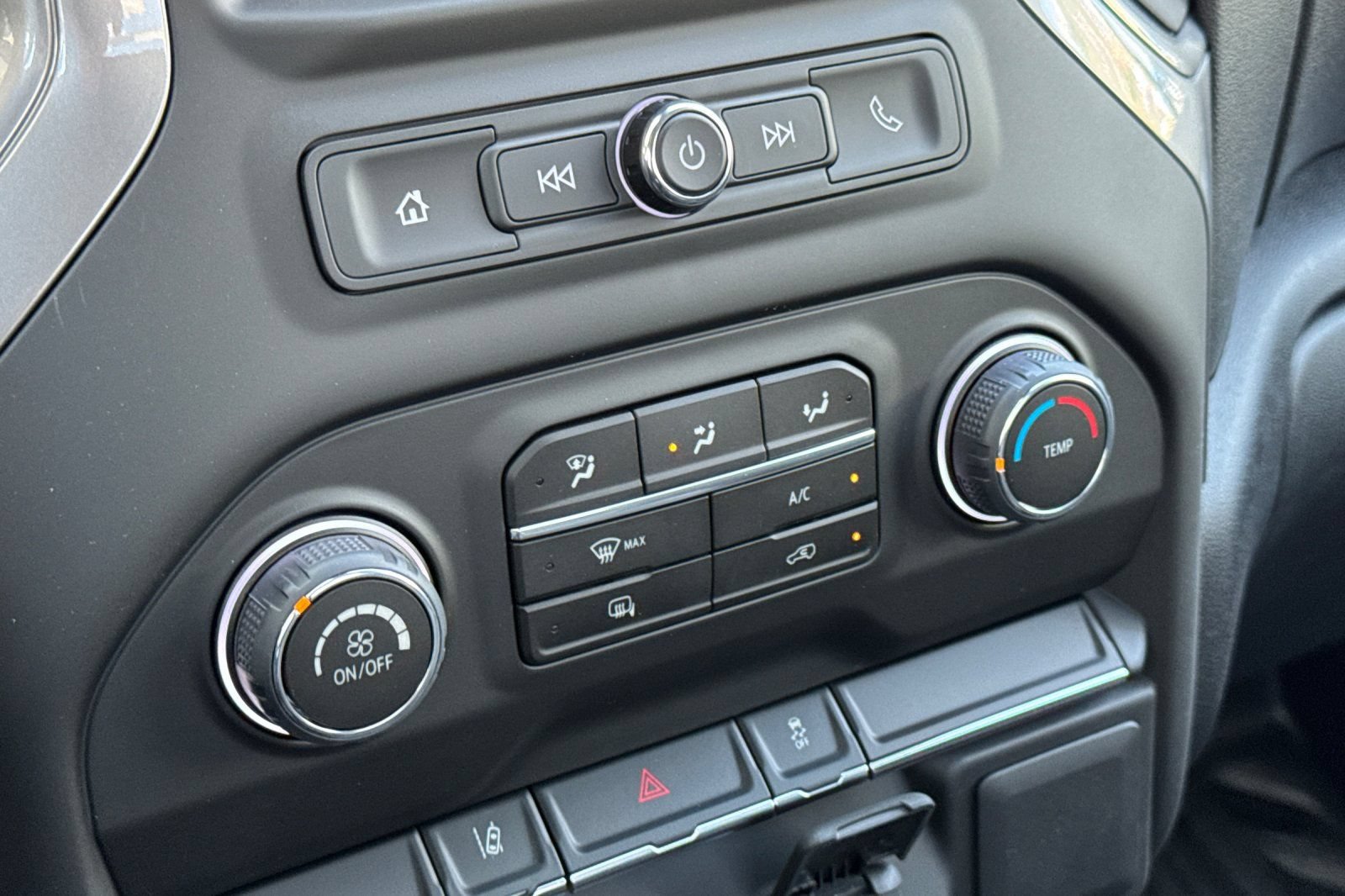 New 2026 Chevrolet Silverado 2500 W/T AWD/4WD image 17