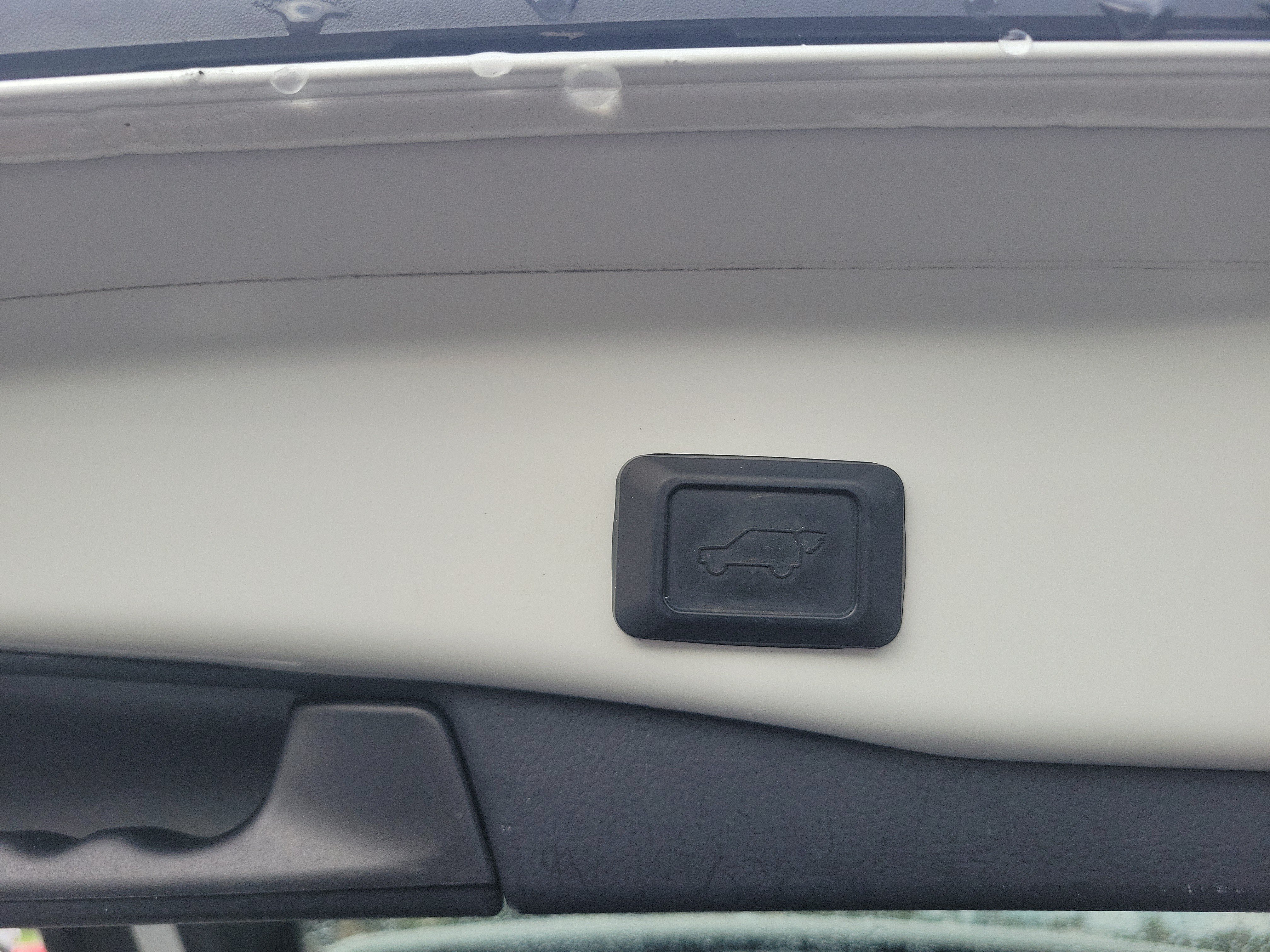 Used 2021 Toyota RAV4 Limited AWD/4WD image 11