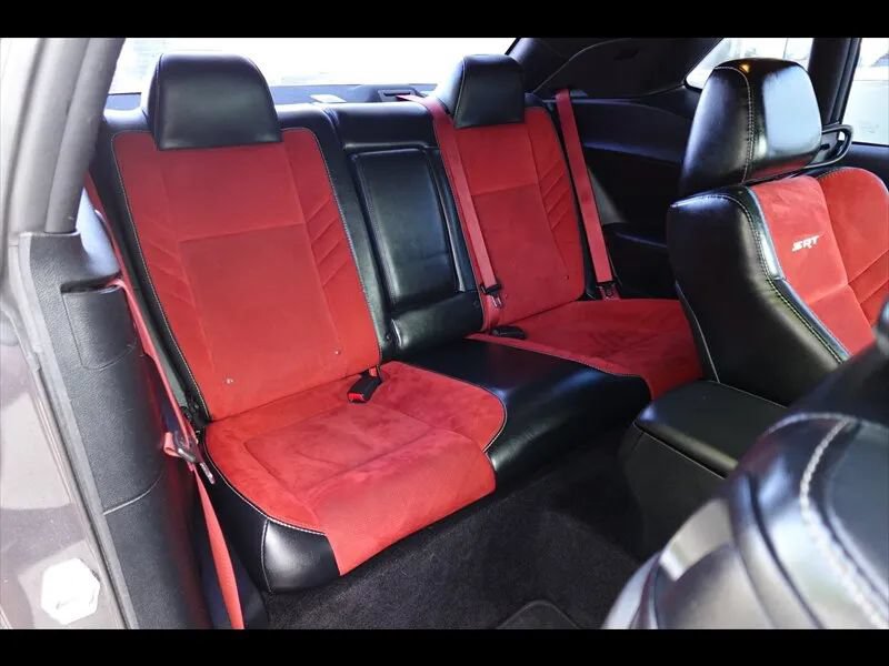 Used 2016 Dodge Challenger SRT RWD image 11