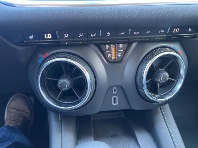 Used 2024 Chevrolet Blazer LT w/ Convenience Package image 16