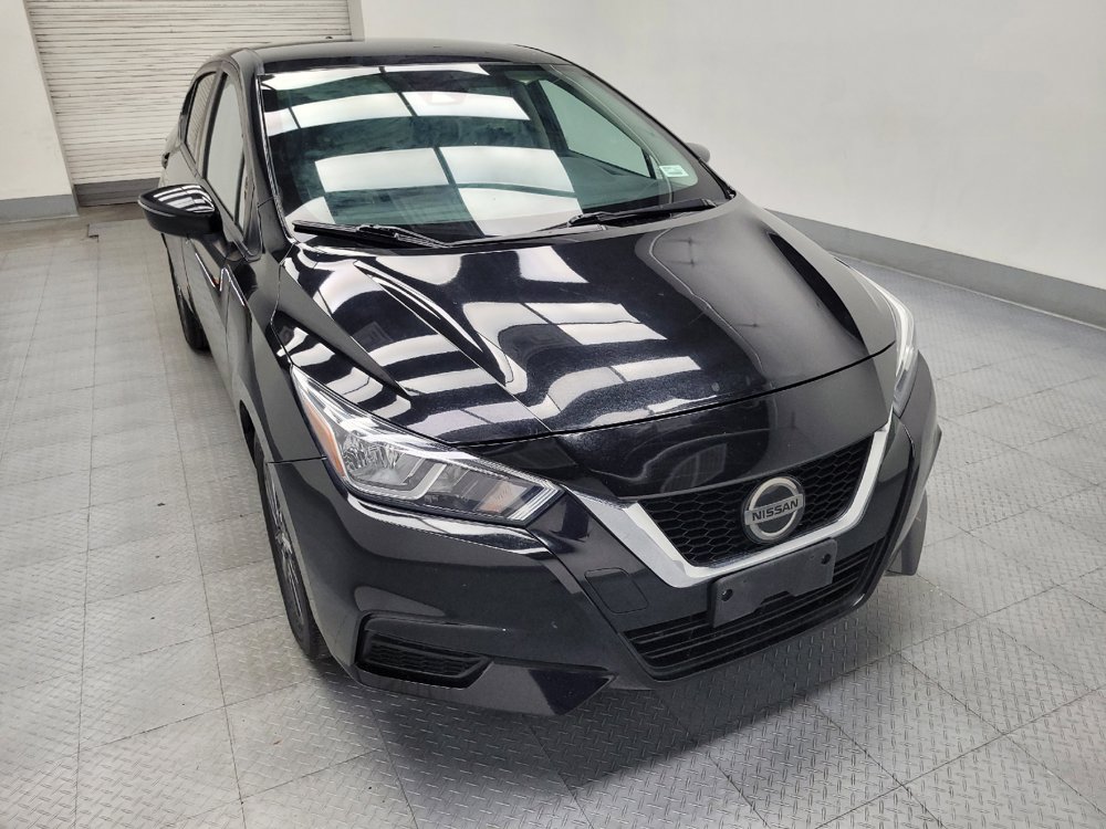 Used 2021 Nissan Versa SV FWD image 14