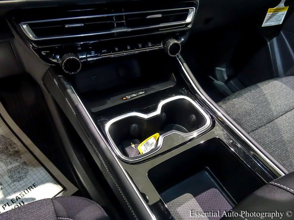 New 2026 Chevrolet Traverse LT w/ Driver Confidence Package image 18