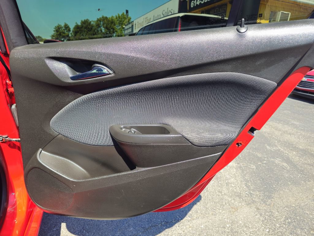 Used 2017 Chevrolet Cruze LT image 62