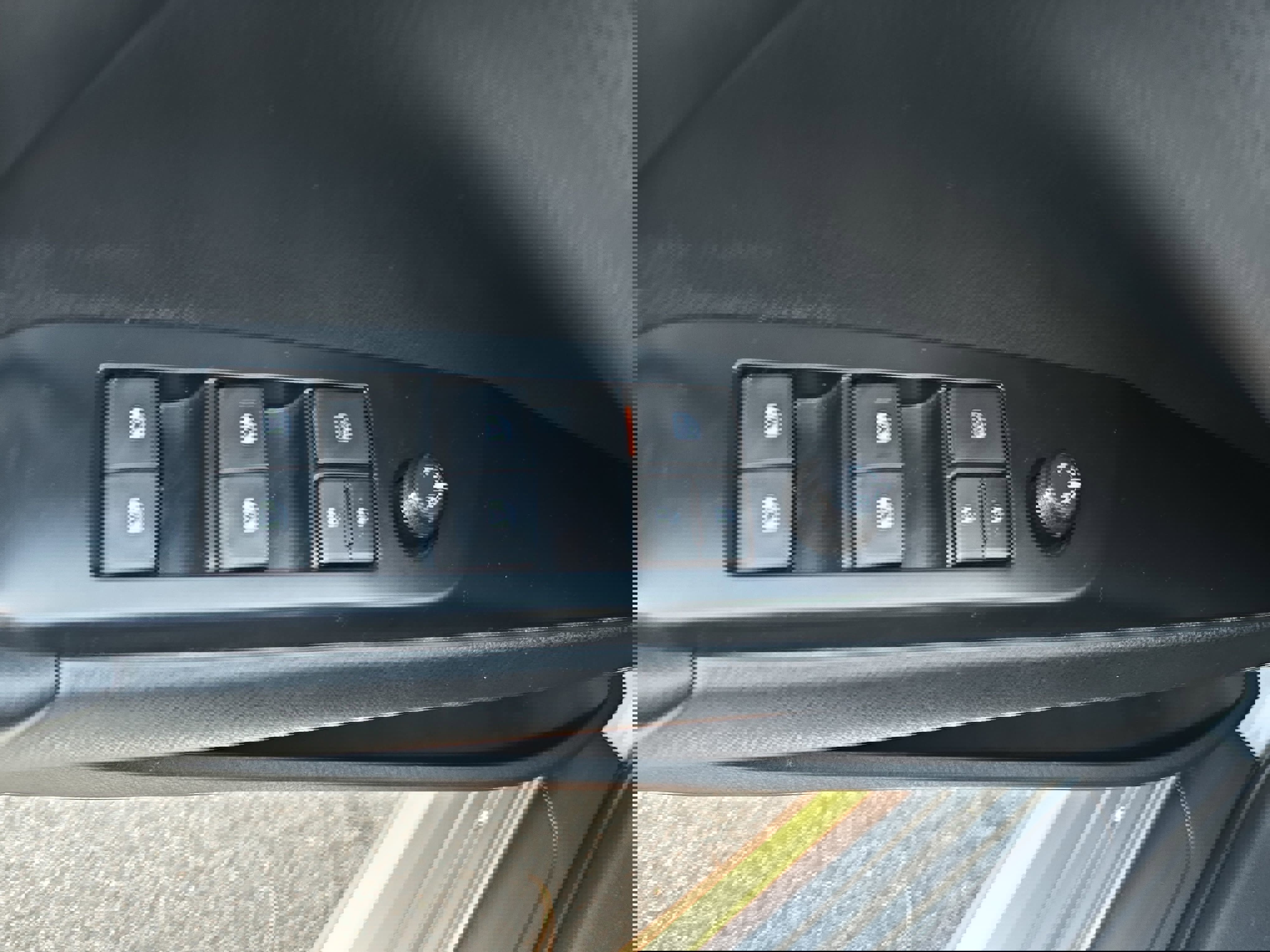 Used 2020 Toyota Camry SE image 27