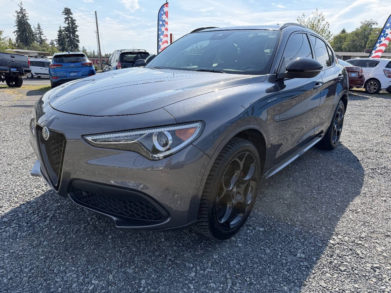 Used 2022 Alfa Romeo Stelvio Veloce AWD/4WD image 7