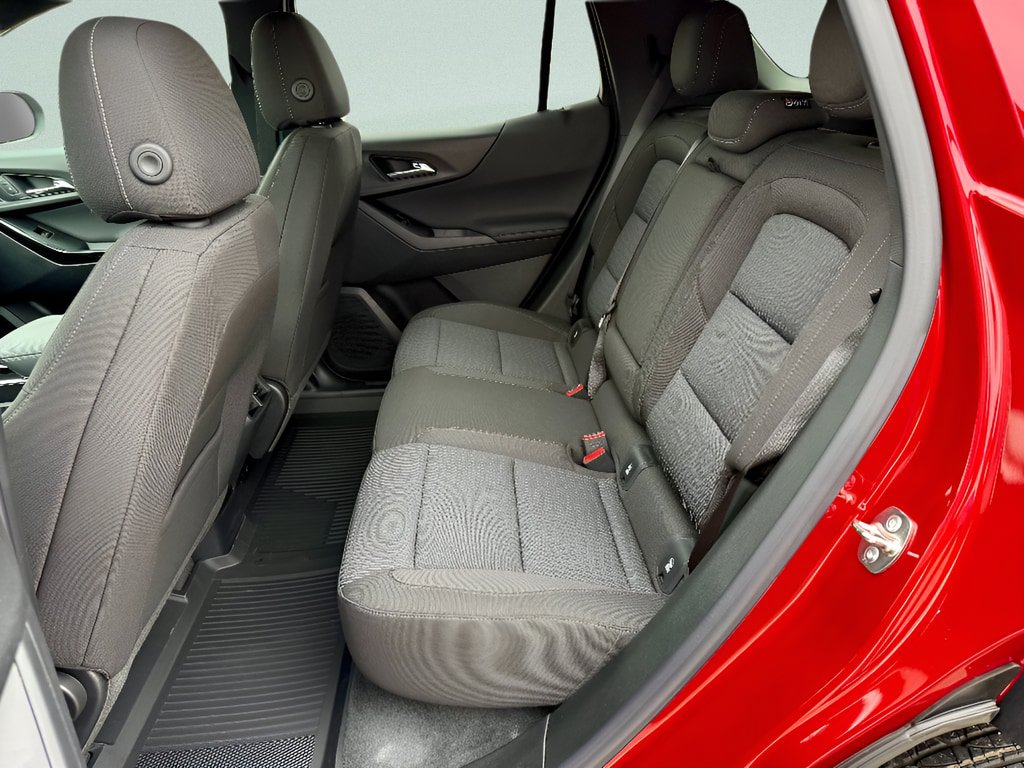 New 2026 Chevrolet Equinox LT w/ Safety and Technology Package FWD image 21