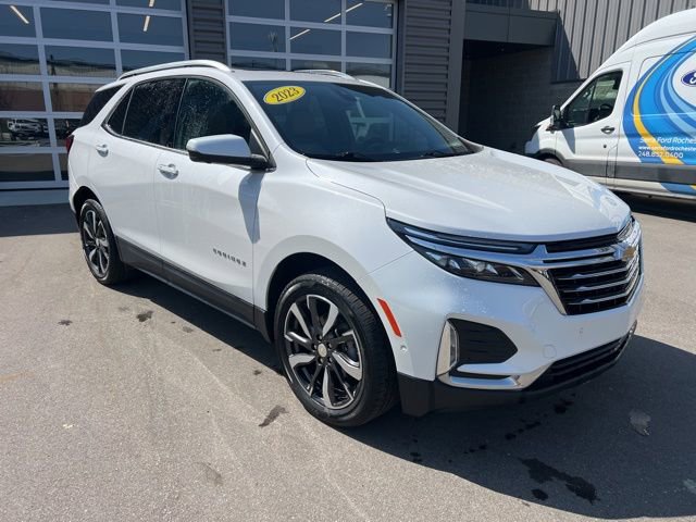 Used 2023 Chevrolet Equinox Premier AWD/4WD image 3