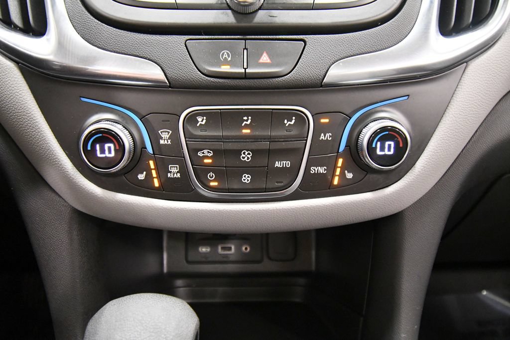 Used 2023 Chevrolet Equinox LT AWD/4WD image 27