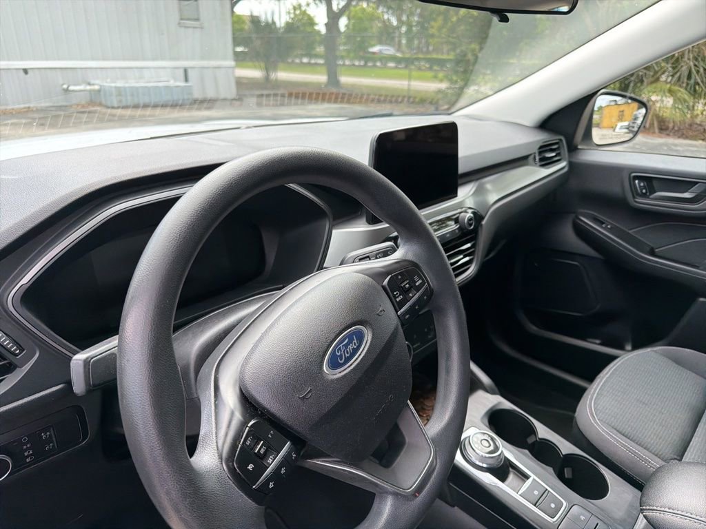 Used 2023 Ford Escape FWD image 9