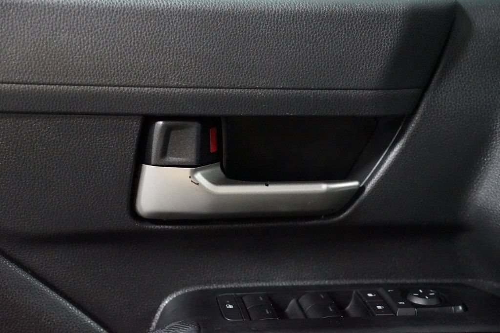 Certified 2025 Toyota Tacoma TRD Sport AWD/4WD image 33