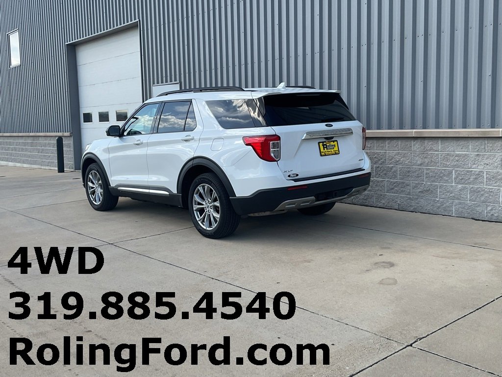 Used 2022 Ford Explorer XLT w/ Equipment Group 202A image 3