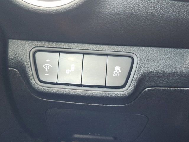 Used 2023 Kia Forte GT image 23