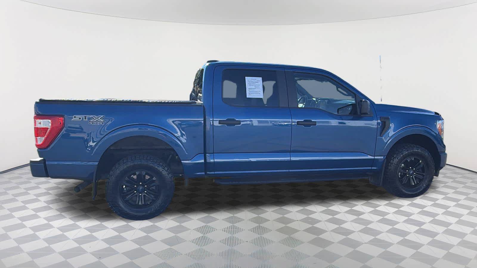 Used 2022 Ford F150 XL w/ STX Black Appearance Package AWD/4WD image 4