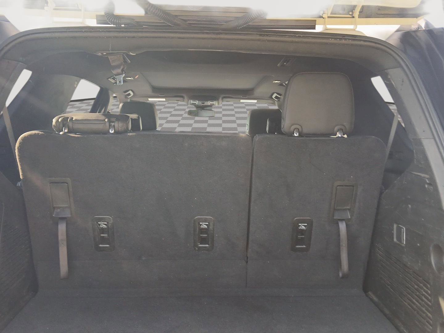 Used 2024 Chevrolet Tahoe Z71 image 23