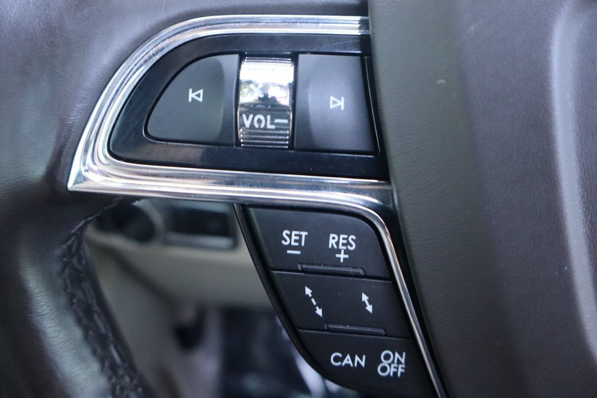 Used 2018 Lincoln Navigator Reserve w/ Technology Package AWD/4WD image 32